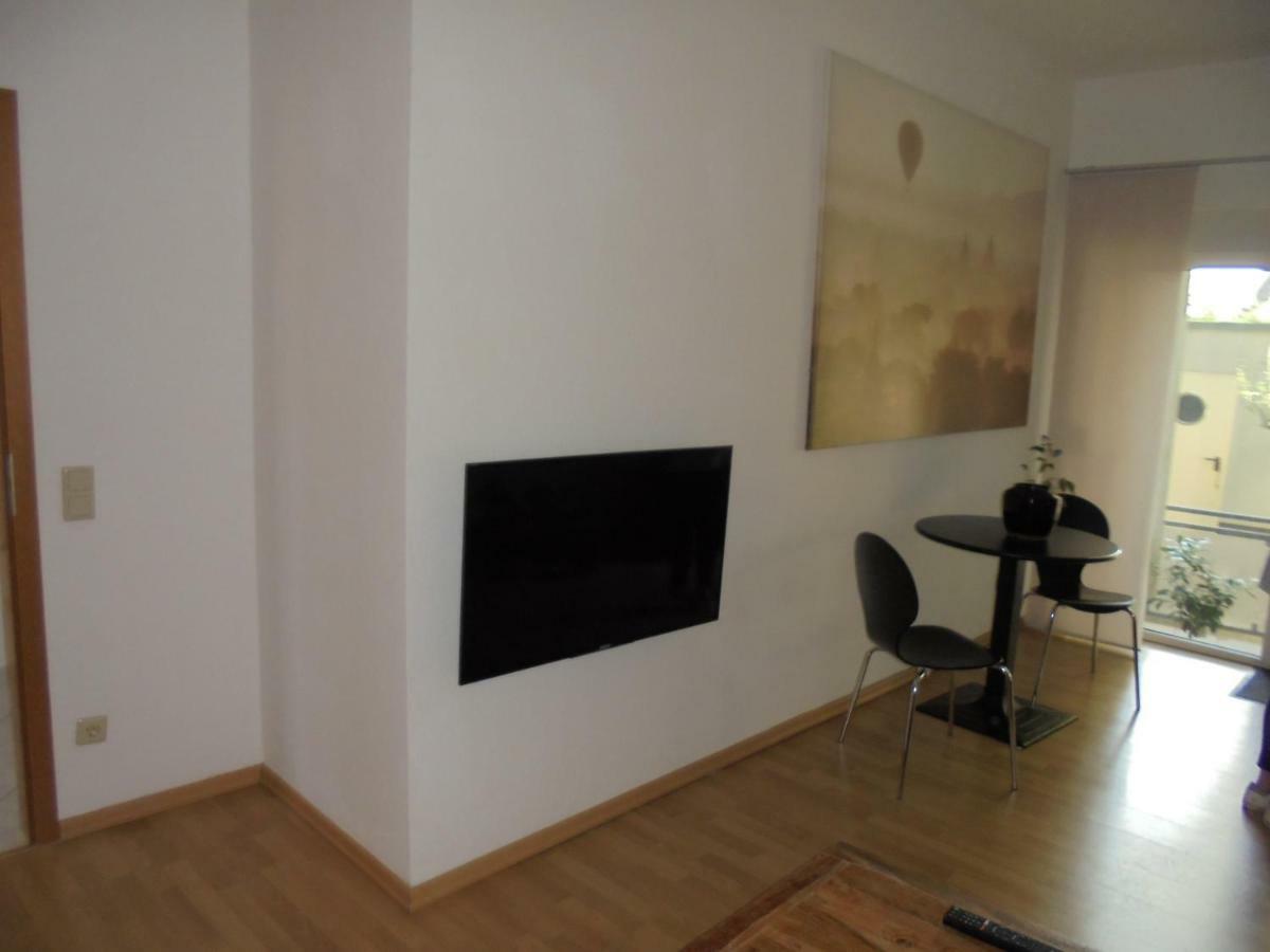 Ferienwohnung Mit Terasse Oberhausen (North Rhine-Westphalia) Exterior foto